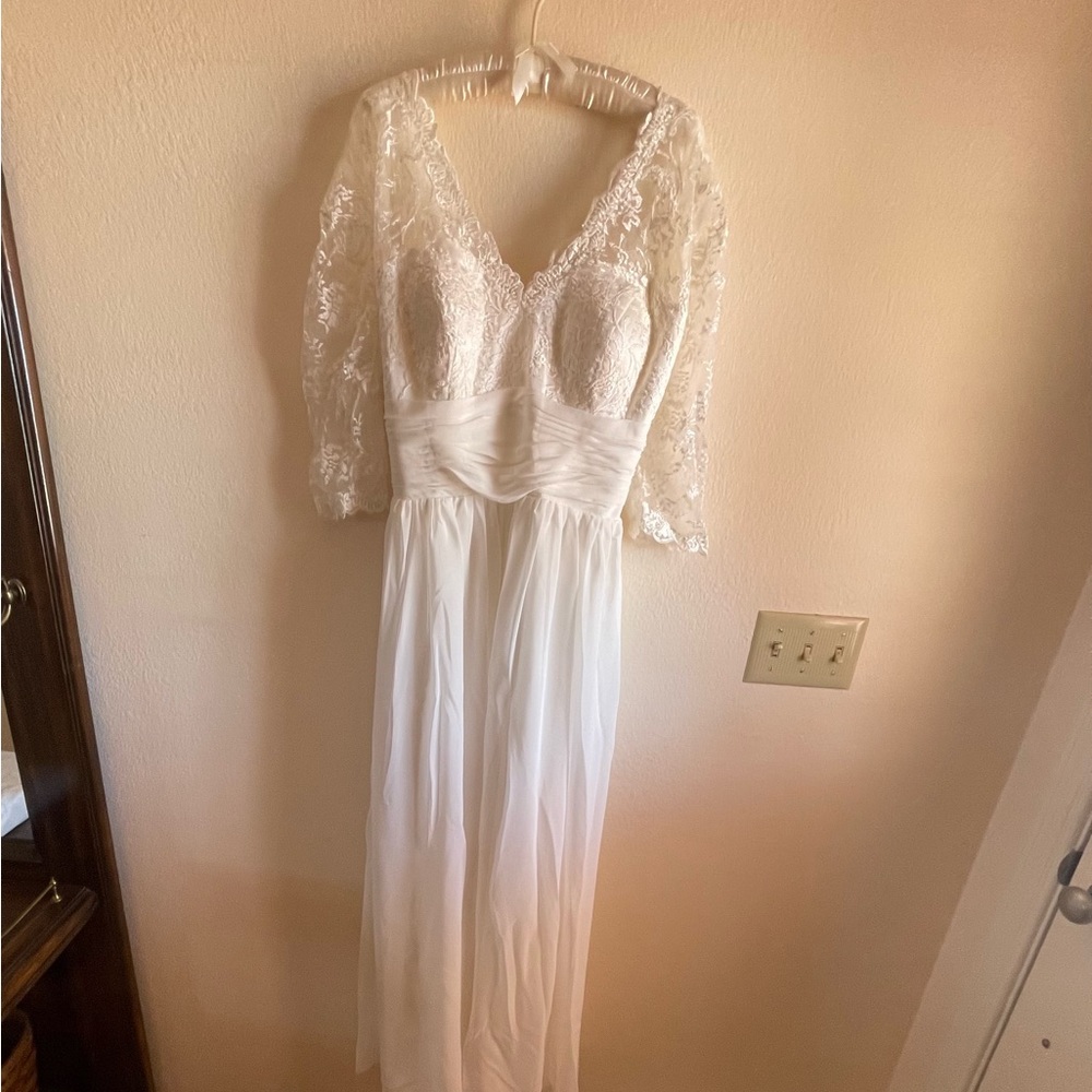 NWOT Never worn handmade wedding dress, white, full length, lace top size 14